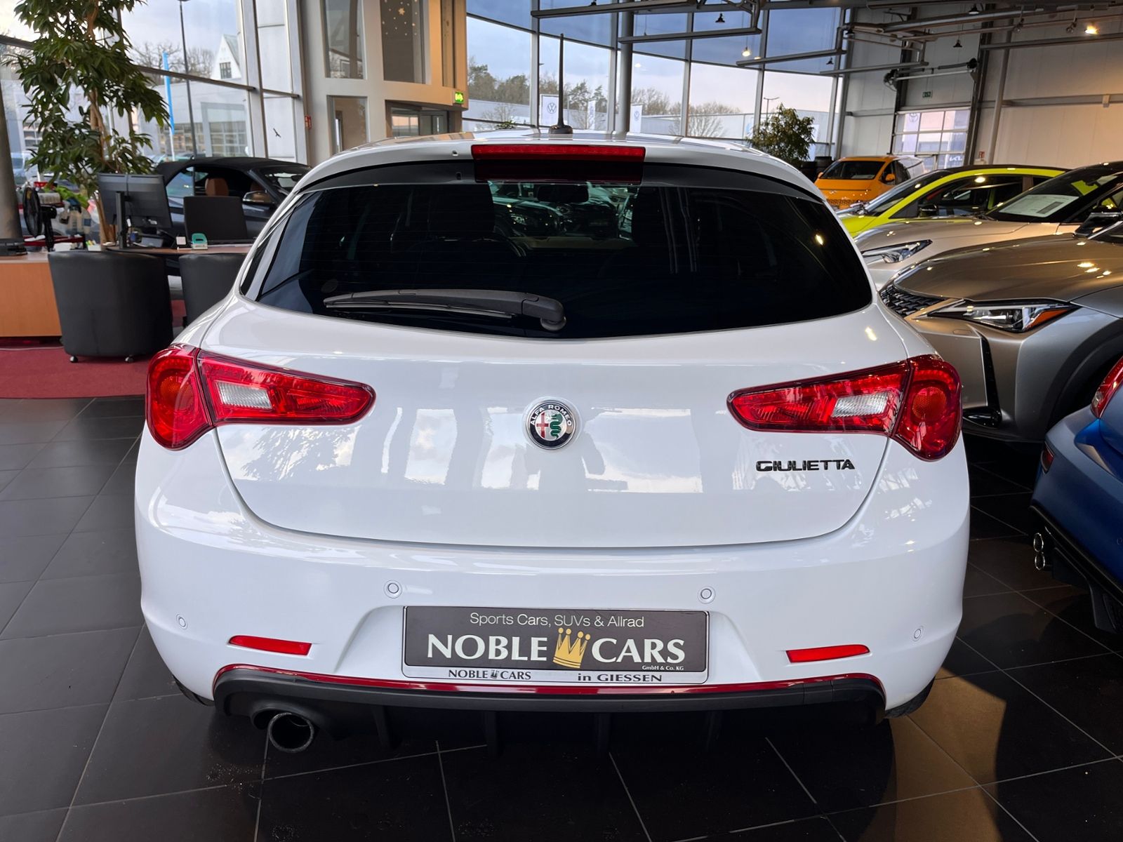 Fahrzeugabbildung Alfa Romeo Giulietta Sprint FINAL EDIT. NAV PDC SHZ