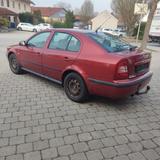 Skoda Octavia 1.6 Classic Classic - Skoda Octavia Classic mit Benzin-Antrieb