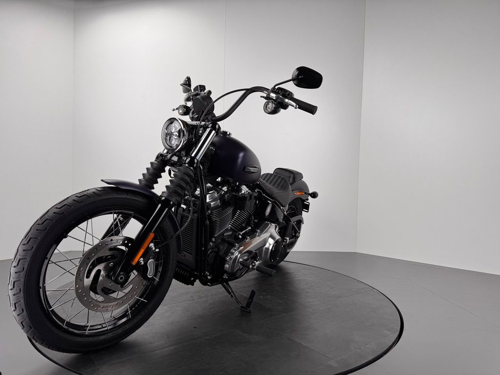 Fahrzeugabbildung Harley-Davidson STREET BOB *NEUWERTIG