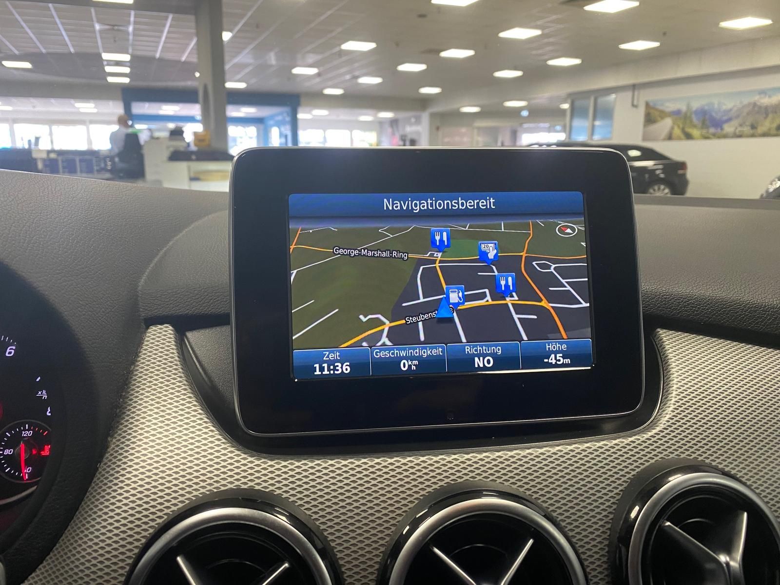 Fahrzeugabbildung Mercedes-Benz B 220 Urban+NAVI+AHK+ALLRAD+KAMERA+18"+DCT+