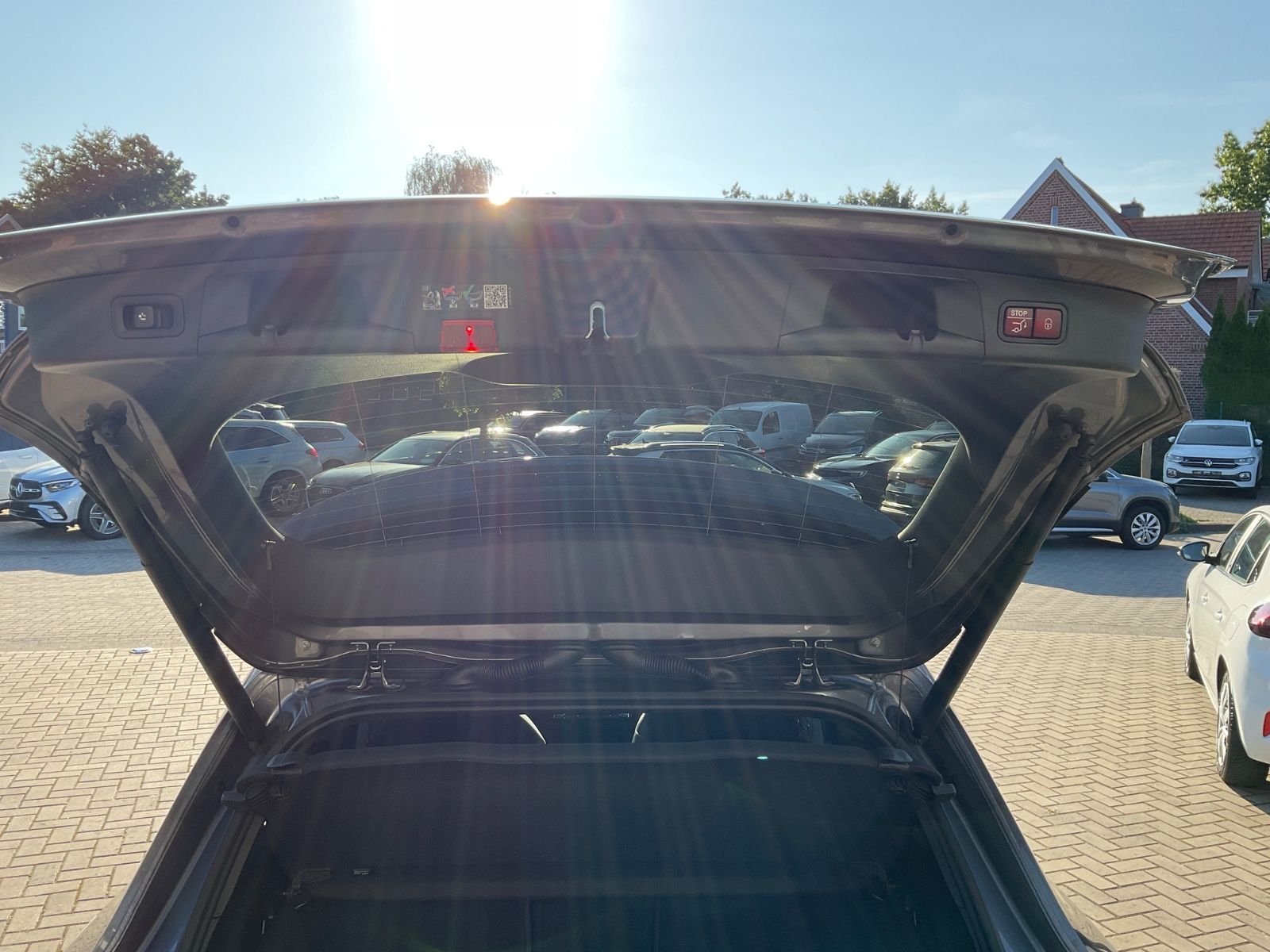 Fahrzeugabbildung Mercedes-Benz GLA 200 d,AMG,Kamera,AHK,Multibeam,Distronic