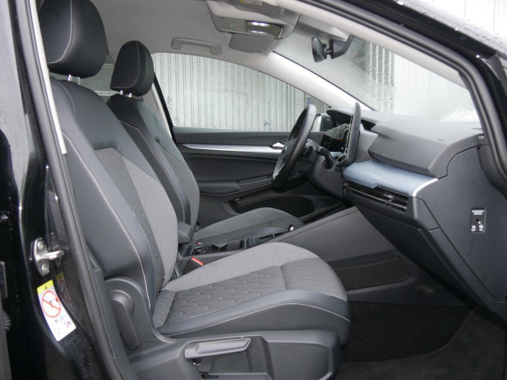 Volkswagen Golf VIII 2.0 TDI DSG Goal Navi AHK LED DigCockp foto 4