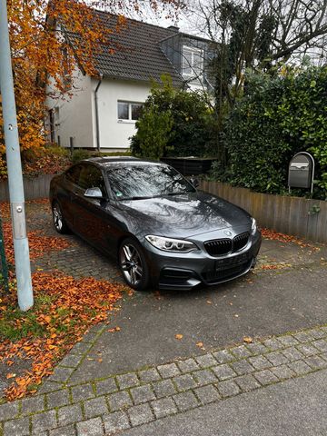 BMW 225d M-Paket Automatik Frisch TÜV