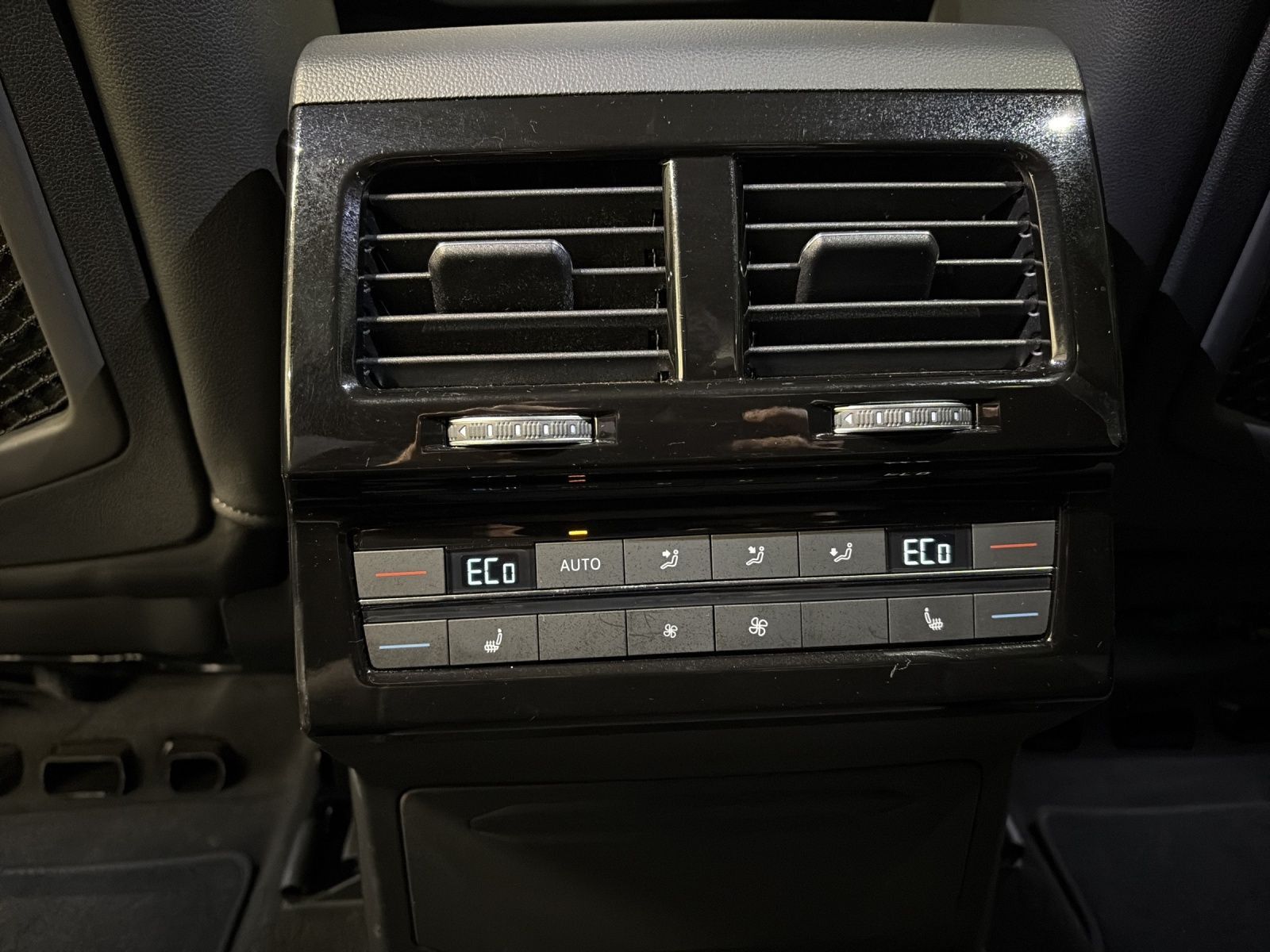 Volkswagen Touareg - Bild 15