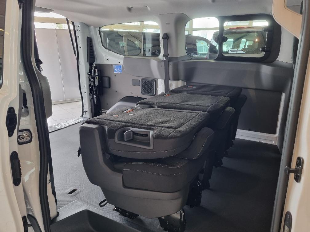 Volkswagen T7 Transporter 5 SITZER MIT LKW ZULASSUNG/SOFORT