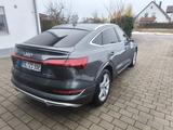Audi E-tron 55 Sportback 55 S-line Vollausstattung - Audi Q8 e-tron: Automatik