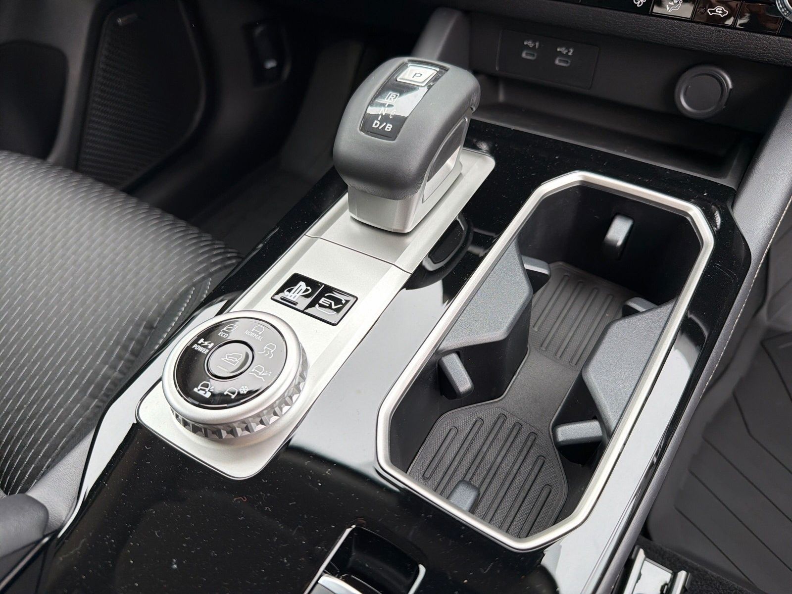 Mitsubishi Plug-in Hybrid Outlander - Bild 23