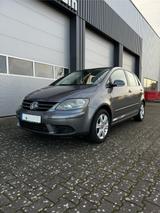 Volkswagen Golf Plus 1.6 FSI Comfortline *Aut.*Scheckh*Temp - VW Golf Plus Gebrauchtwagen in Bremen