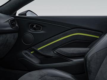 2022 Aston Martin V8 VANTAGE 缩略图 24