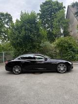 Maserati Quattroporte 3.0 V6 Diesel GranSport *1.HAND*  - Maserati Quattroporte mit Diesel-Antrieb