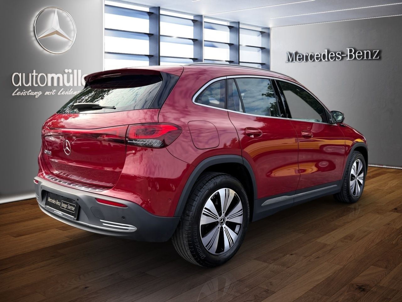 Fahrzeugabbildung Mercedes-Benz EQA 250 PROGRESSIVE+360+AMBIENTE+TOTWINKEL+SHZ