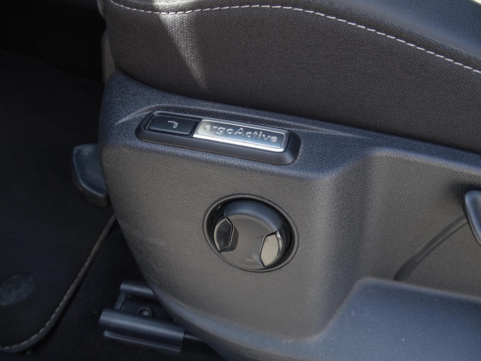 Volkswagen T-Roc 1.0 R-Line LED Navi ACC Digitales Cockpit, миниатюра 25