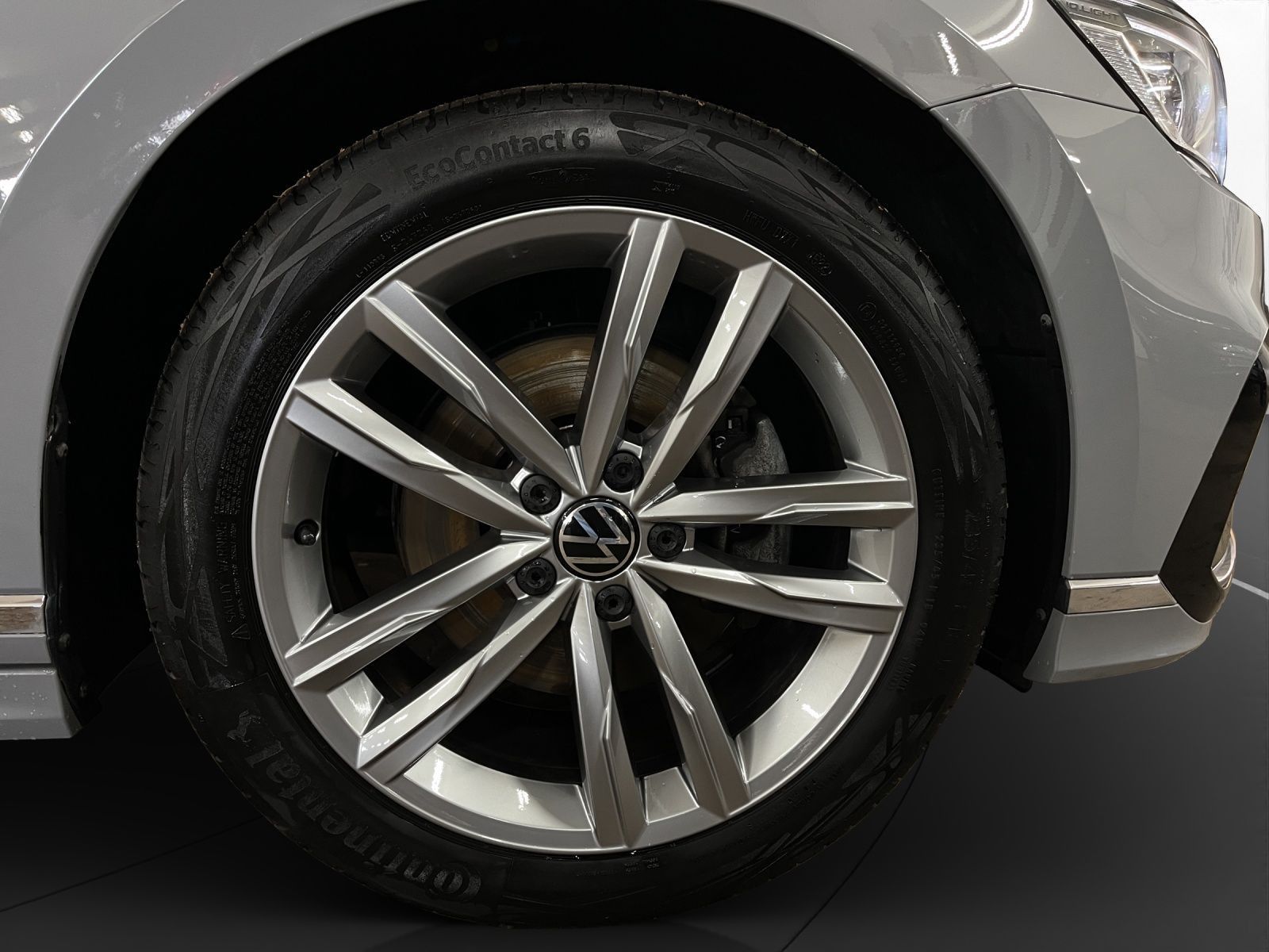 Volkswagen Passat Variant - Bild 13