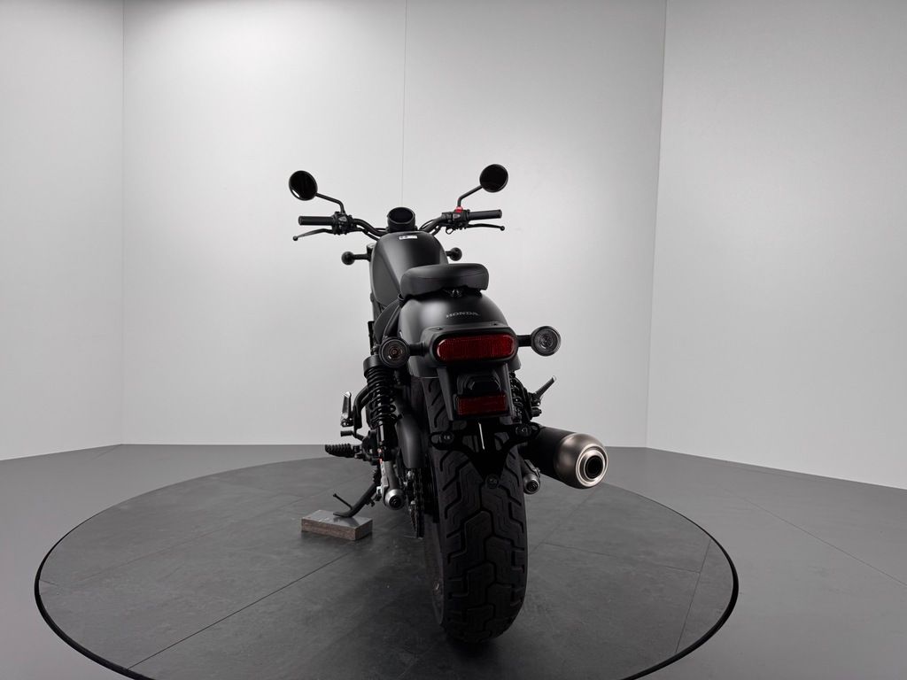 Fahrzeugabbildung Honda CMX500 REBEL *NEUWERTIG
