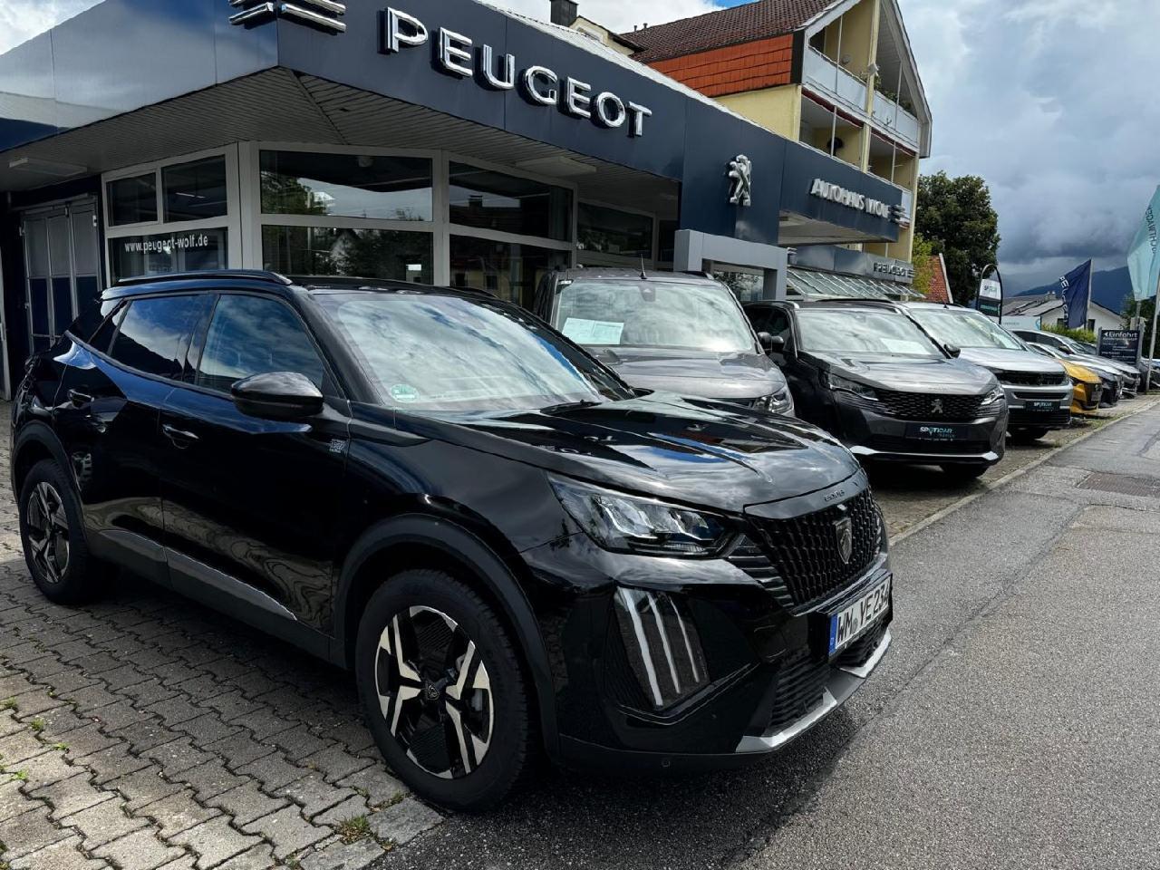 Peugeot 2008 Allure Pure Tech 130 EAT8