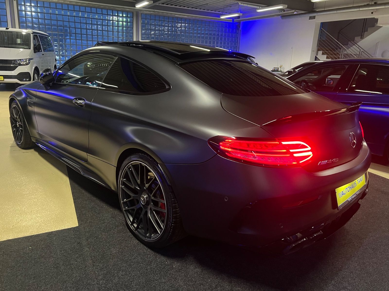 Fahrzeugabbildung Mercedes-Benz C 63 S AMG Coupe PERFORMANCE*DESIGNO-MAGNO*AERO*