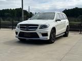 Mercedes-Benz GL 63 AMG 4MATIC AMG - Mercedes-Benz GL 63
