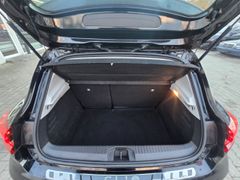 Fahrzeugabbildung Clio V Intens 1.0 TCe 90 EU6d Leder LED Navi Key