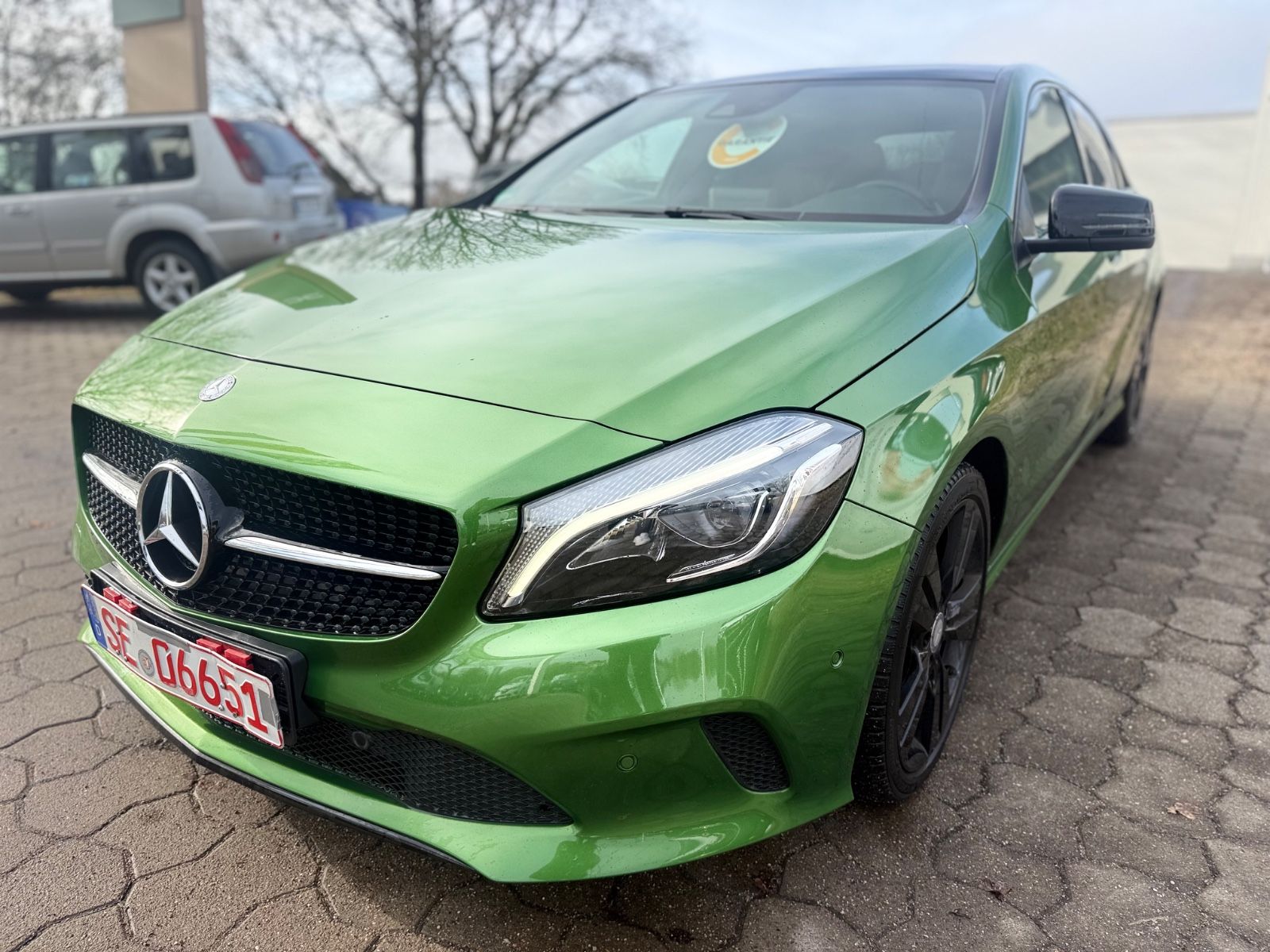 MERCEDES-BENZ A 200 Score*Night*Panorama*Leder*LED*Kamera*