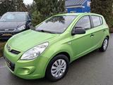 Hyundai i20 Classic *NAVI    *KUPPLUNGSSATZ-NEU! - Hyundai i20: Grün