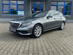 Mercedes-Benz E 220d T Autom. W213