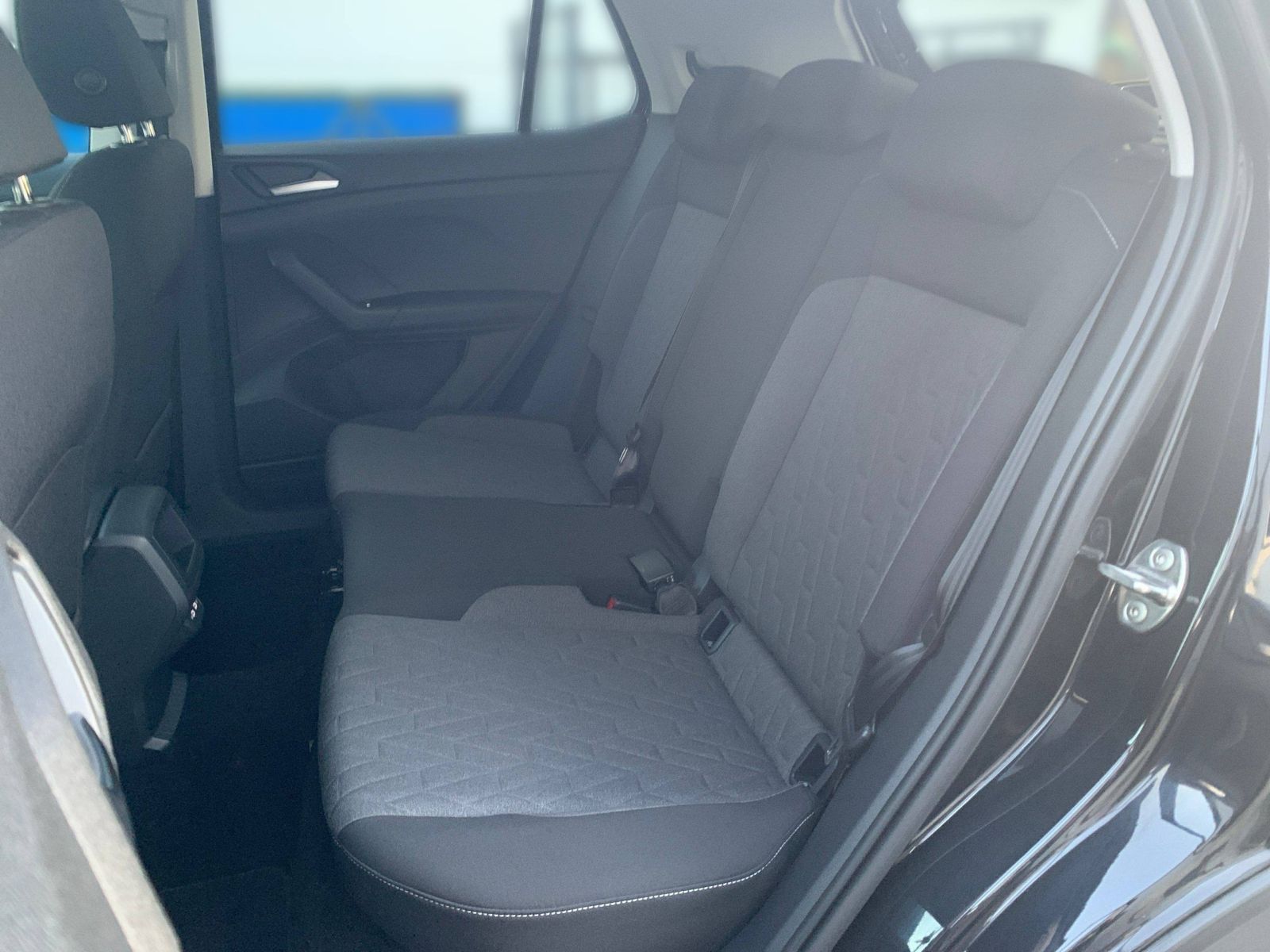 Volkswagen T-Cross - Bild 11