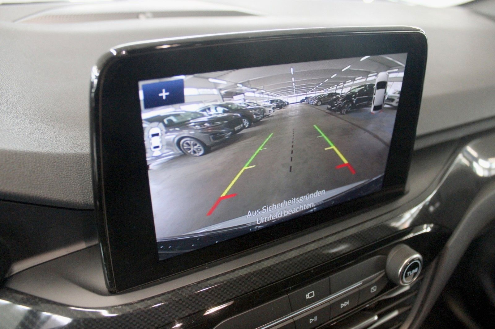 Fahrzeugabbildung Ford Kuga ST-Line X Automatik LED ACC 2xCam WinterPak