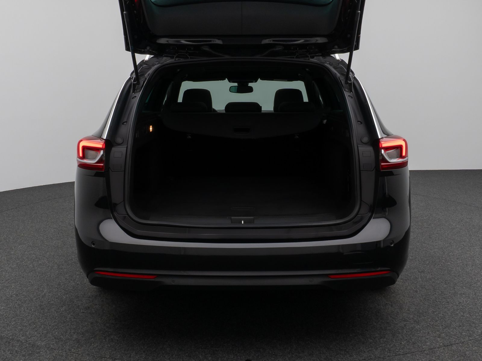 Fahrzeugabbildung Opel Insignia B Sports Tourer Innovation Pano Kamera