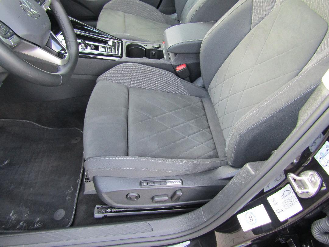 Volkswagen Golf Style 1.5 eTSI DSG AHK NAVI LED APP-CON LM1, миниатюра 10