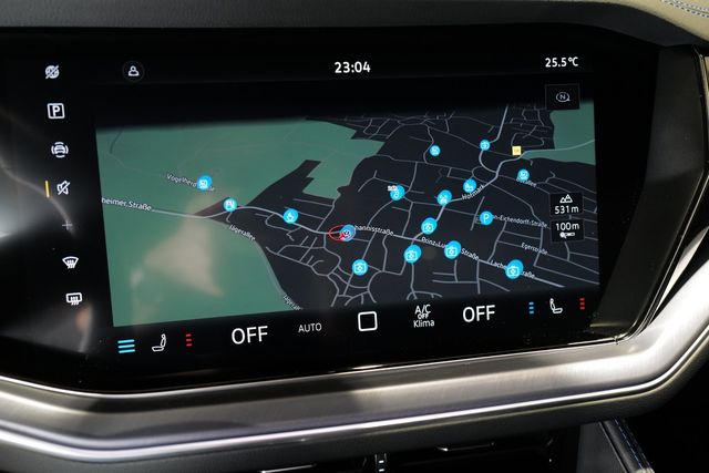 Volkswagen Touareg R eHybrid 4Motion AHK Dynaudio HuD 360°