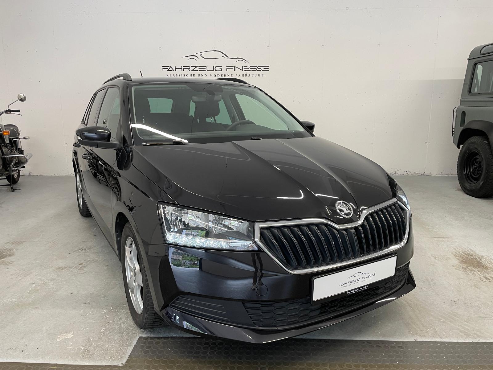 Skoda Fabia Combi Active*Werksgarantie*AHK*SHZ*PDC*BT*