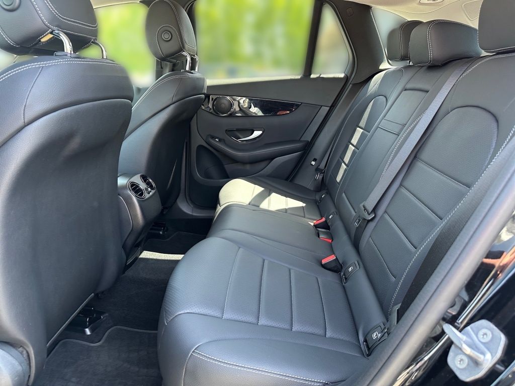 Fahrzeugabbildung Mercedes-Benz GLC 250 4M LUXURY LED SHZ Tempomat KAM CD