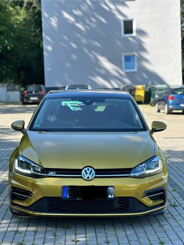 Volkswagen VW Golf VII 1.5 TSI Highline R-...