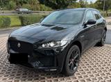 Jaguar F-PACE Chequered Flag All Black | 2... - Jaguar F-Pace Chequered-Flag