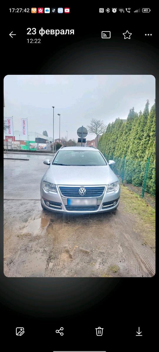 Volkswagen Passat 2006 — rear view