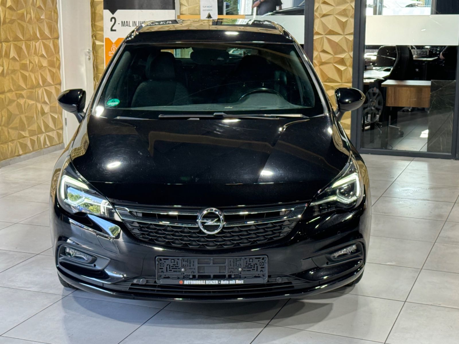 Fahrzeugabbildung Opel Astra K Sports Tourer Dynamic/NAVI/LED/KAMERA/SP