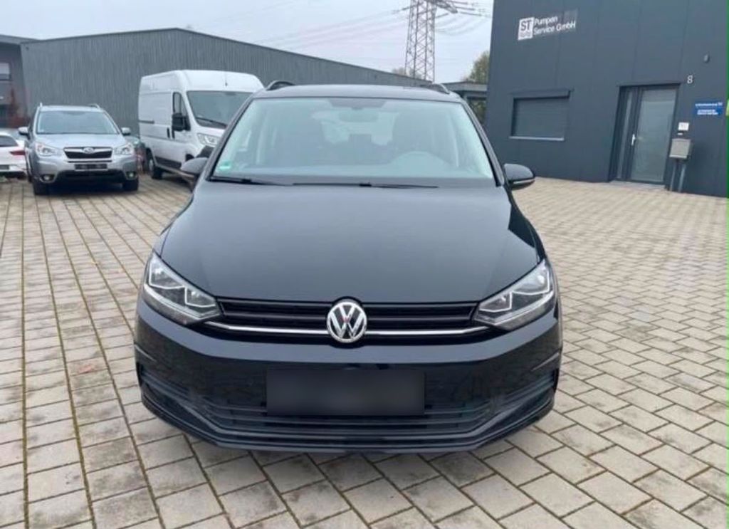 Image of Volkswagen Touran