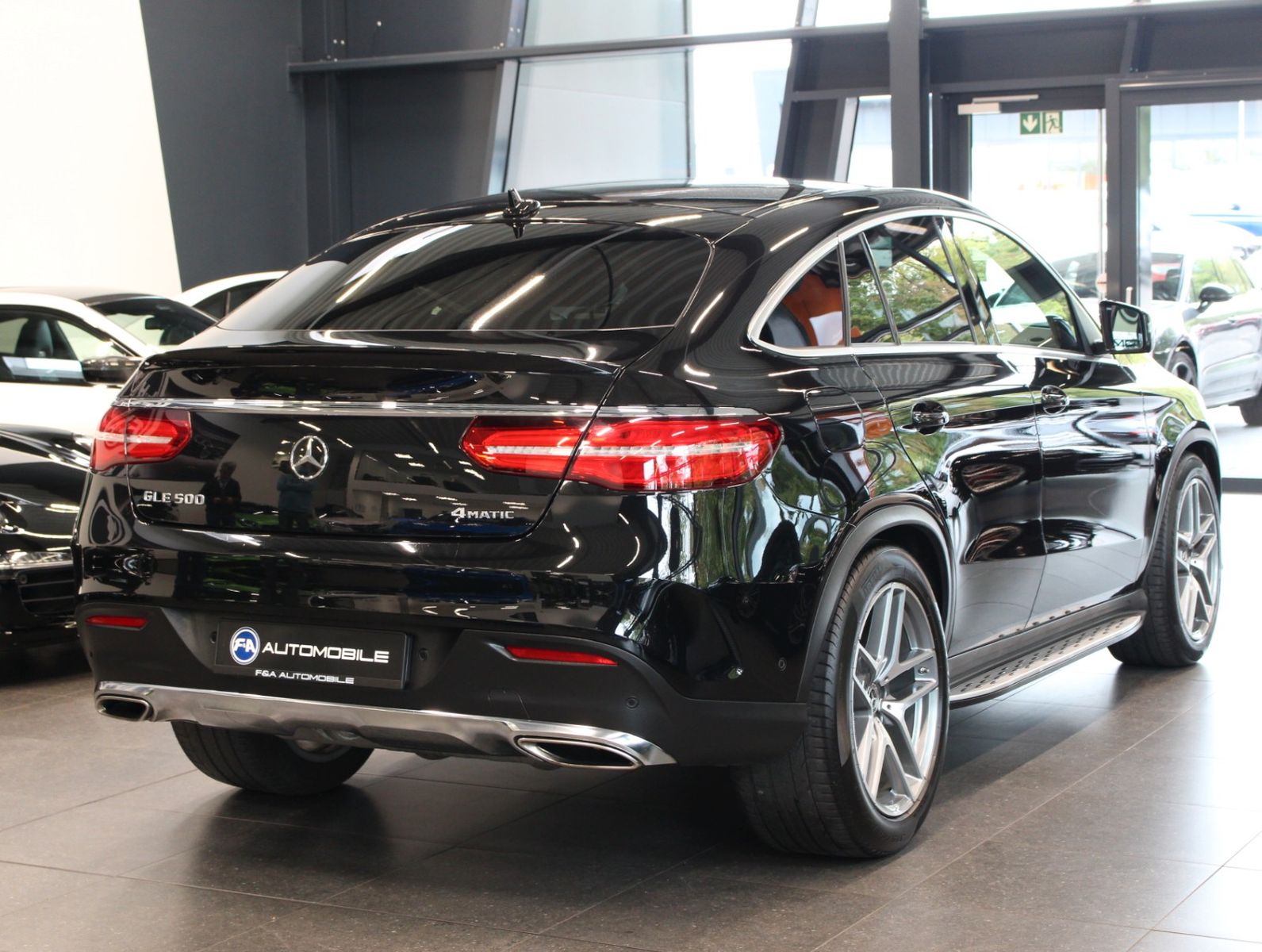 Fahrzeugabbildung Mercedes-Benz GLE 500 4Matic Coupe AMG Line Pano*Standhzg*LED