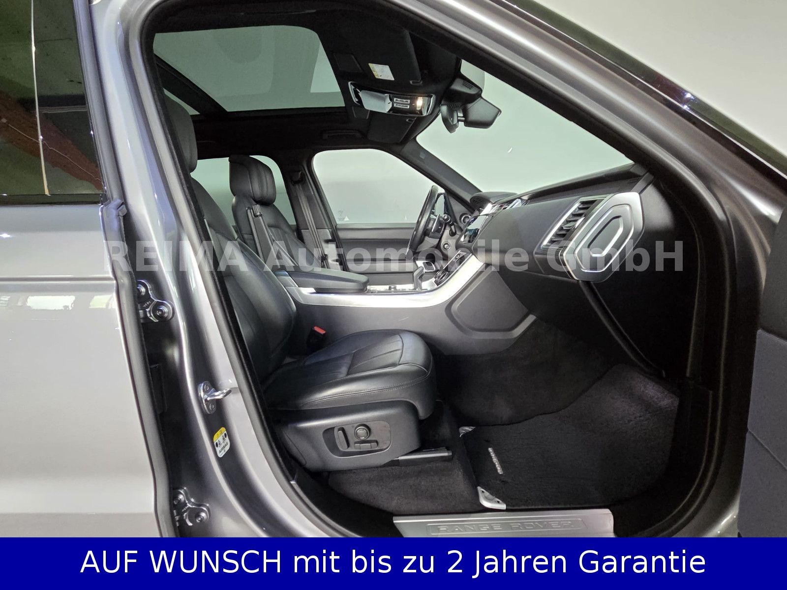 Fahrzeugabbildung Land Rover Range Rover Sport HSE P 400E Hybrid, Matrix