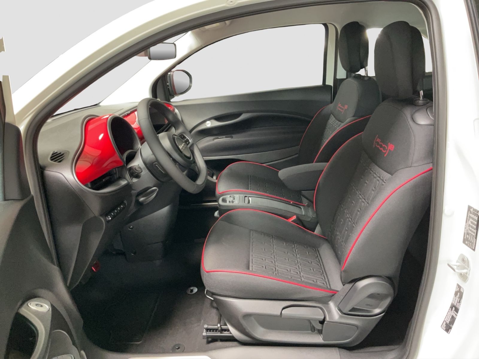 Fahrzeugabbildung Fiat 500e + Komfort Paket, Style Paket