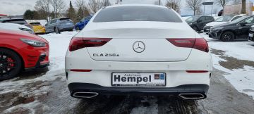 Bild 4 Mercedes-Benz CLA 250 e AMG Line Edition Pano LED