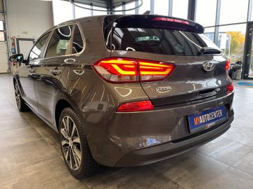 Hyundai i30 Premium *DCT*LED*NAVI*KAMERA*SHZ*CARPLAY*