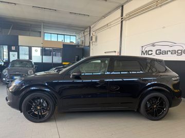 Porsche Cayenne - 7