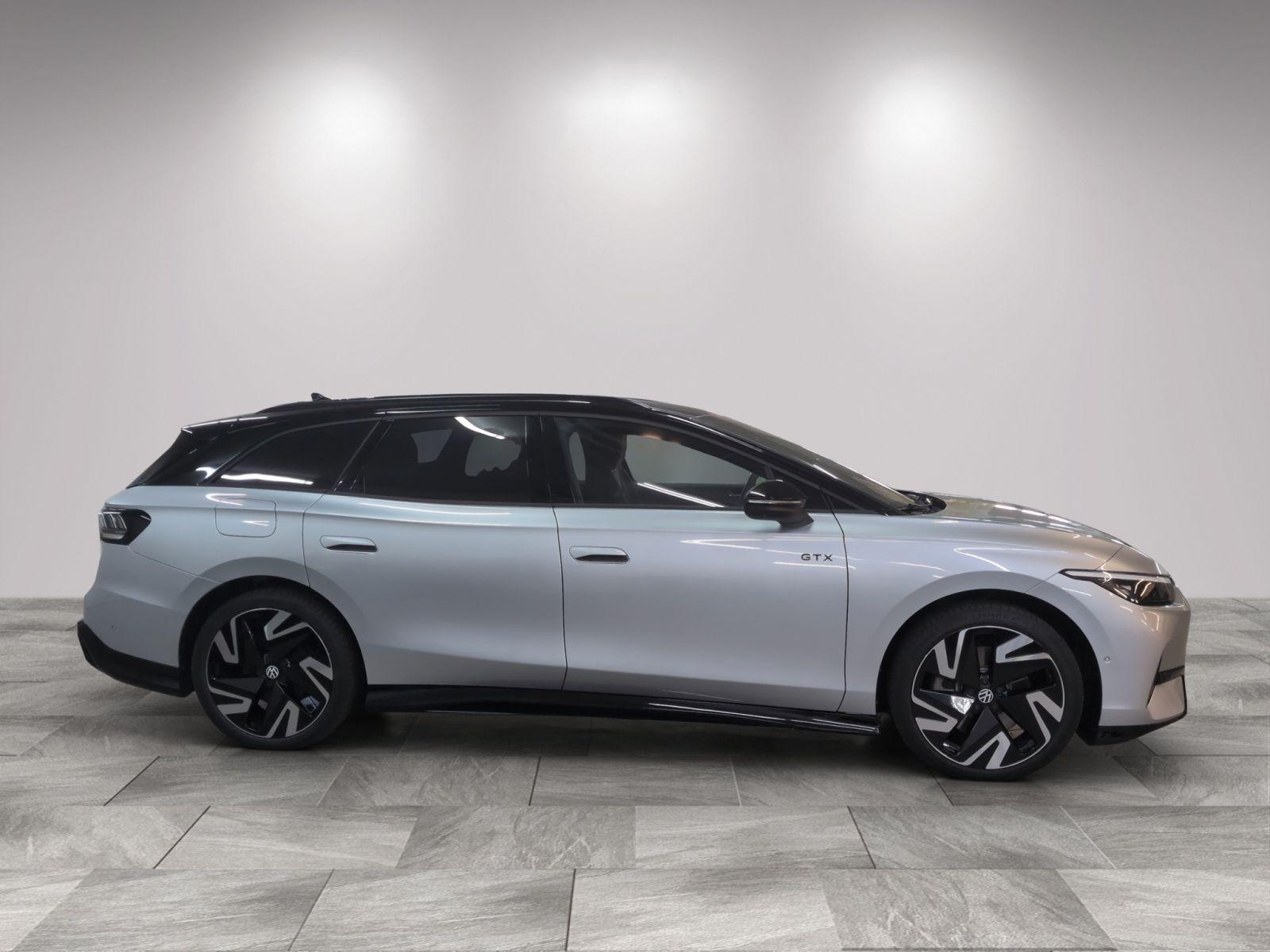 Volkswagen ID.7 Tourer GTX 91kWh/AHK/Matrix/Pano/WäPu/1.31G