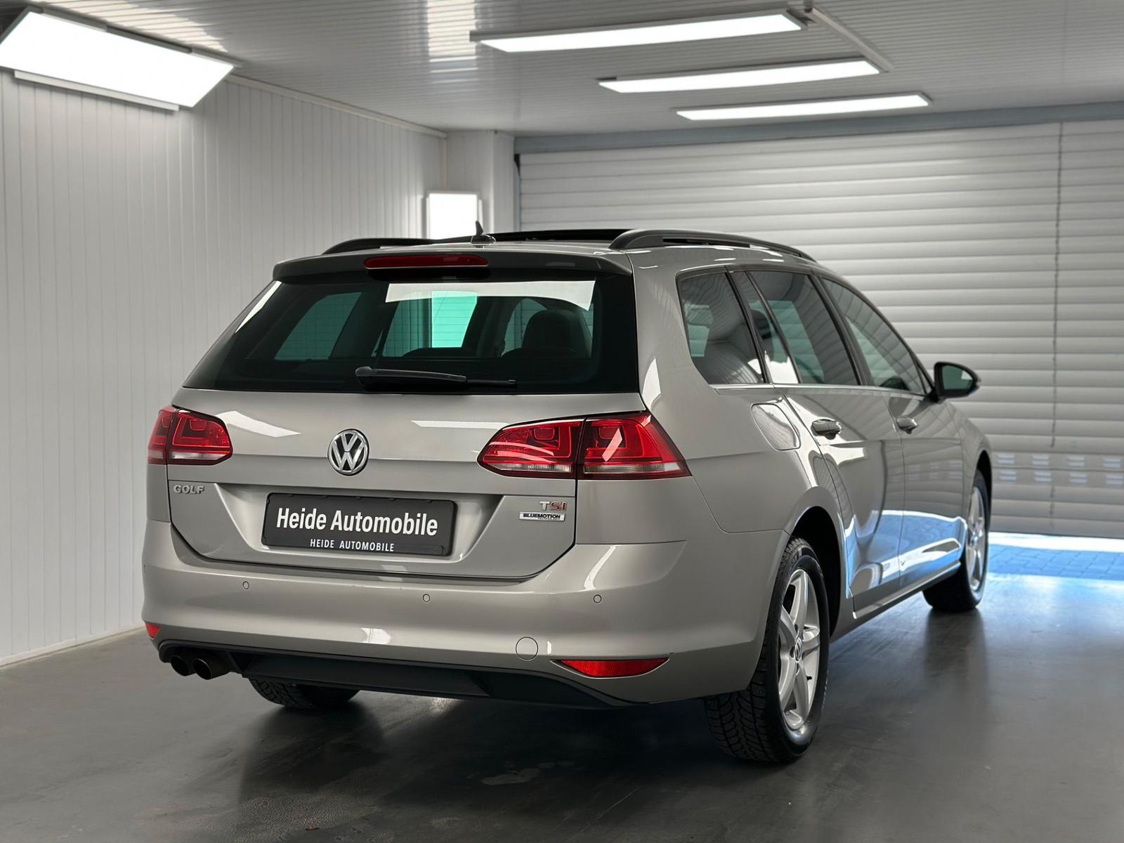 Volkswagen Golf VII Variant 1.4 TSI Highline Kamera Pano 