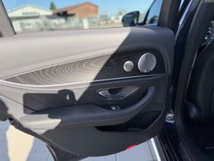 MERCEDES-BENZ E63S AMG/4Matic/J.STERNE/PANO/BURM/PER.AUSPUFF