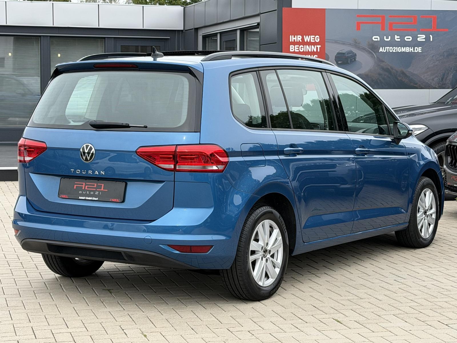Volkswagen Touran Comfortline Pano ACC Familypaket LED, миниатюра 2