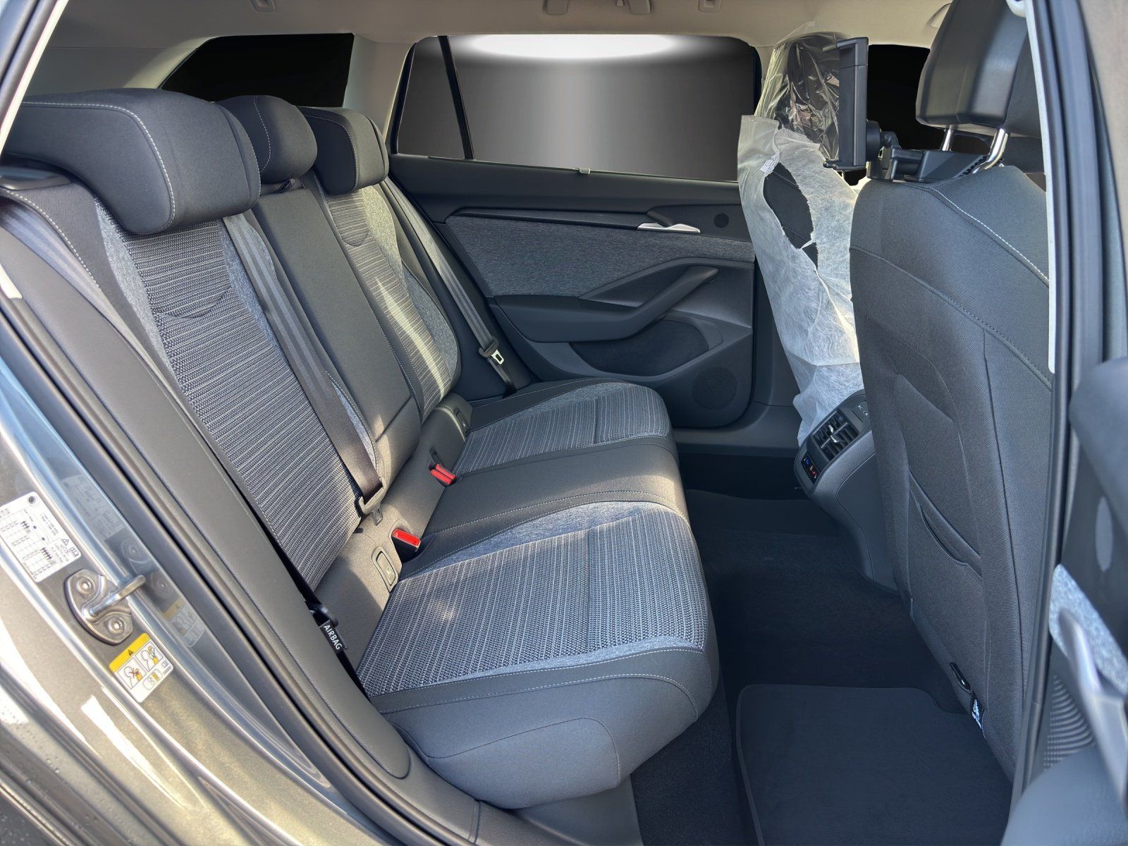 Fahrzeugabbildung SKODA Superb Combi Selection 2,0 TDI 110 kW DSG