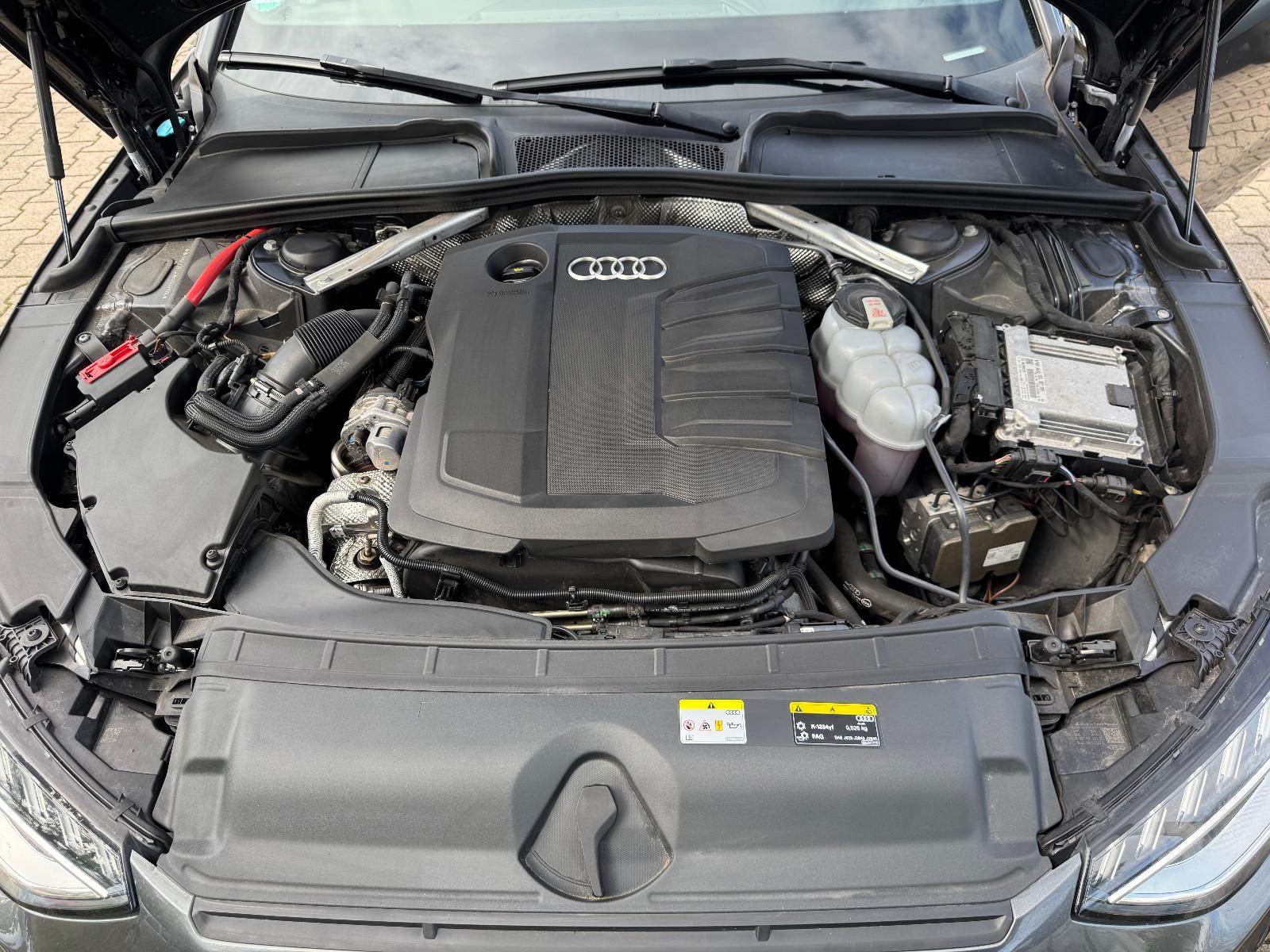 Audi A4 40 TDI S tronic S line Avant S line