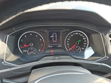 Volkswagen T-Roc - 11